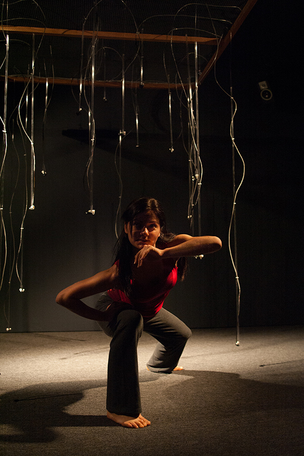 flora wiegmann rehearsing body envelope at Villa Montalvo